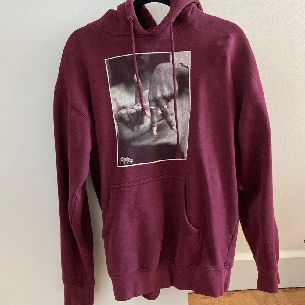 maroon graphic sweatshirt